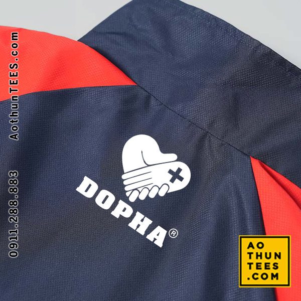 Đồng phục áo khoác dù Đông Pha (DOPHACO) - Ao khoac dong phuc Dopha logo lung